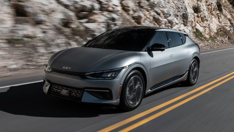 ۲۰۲۲ Kia EV6 44 1 768x432 1